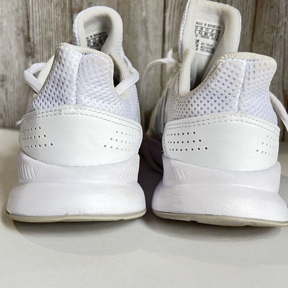 Size 6 adidas Runfalcon White - Picture 3 of 15